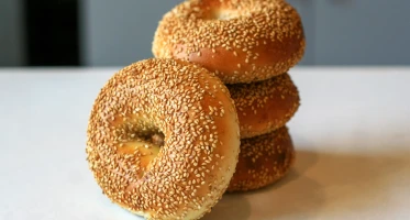 SESAME BAGEL