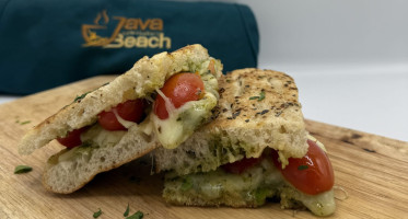 TOMATO AND MOZZARELLA