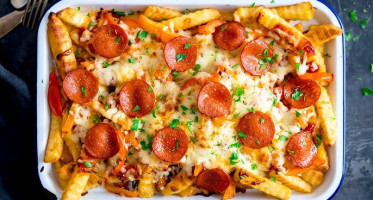 LOADED PIZZA FRIES