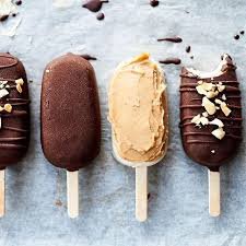 HAND DIPPED FRESH ICE CREAM